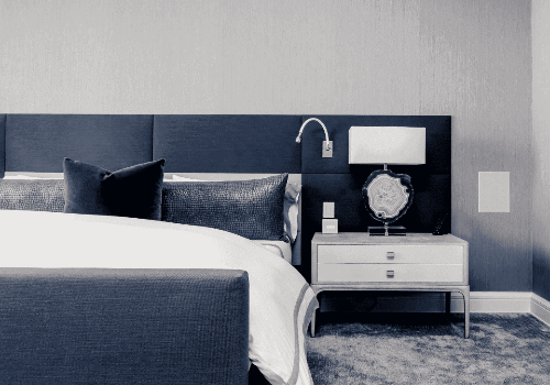 Chambre dans un hôtel à Andilly